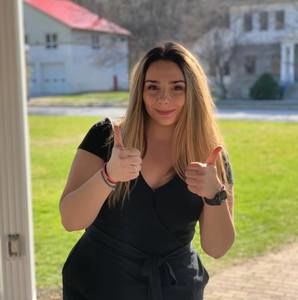 Meet your Posher, Ashley